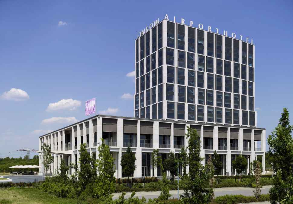 Architekturbüro O&O BAUKUNST - Airporthotel van der Valk-4