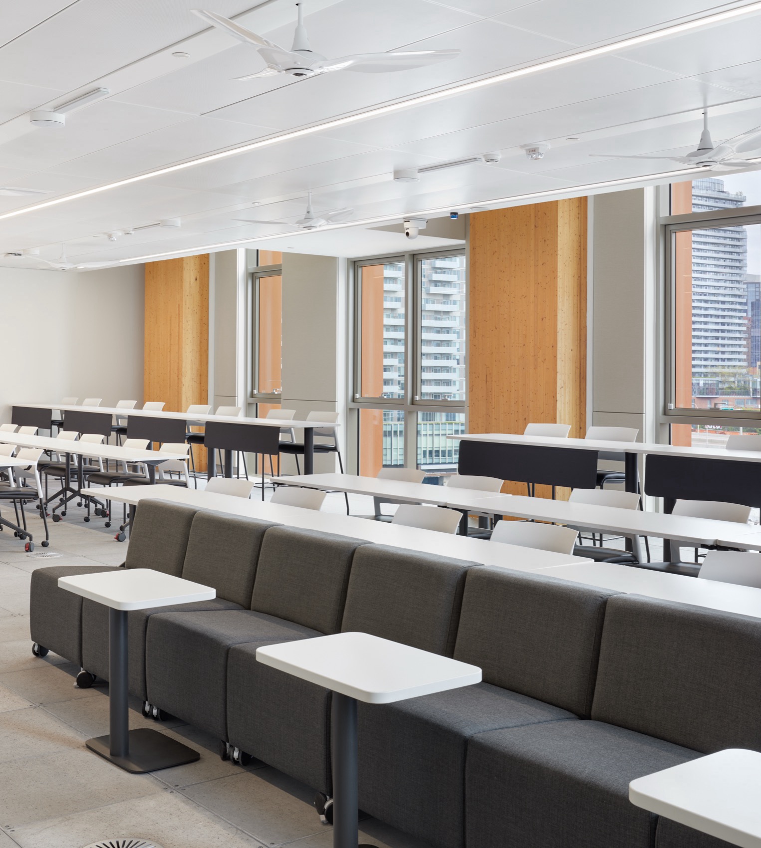 Limberlost广场活动中心丨加拿大多伦多丨Moriyama Teshima Architects等-46