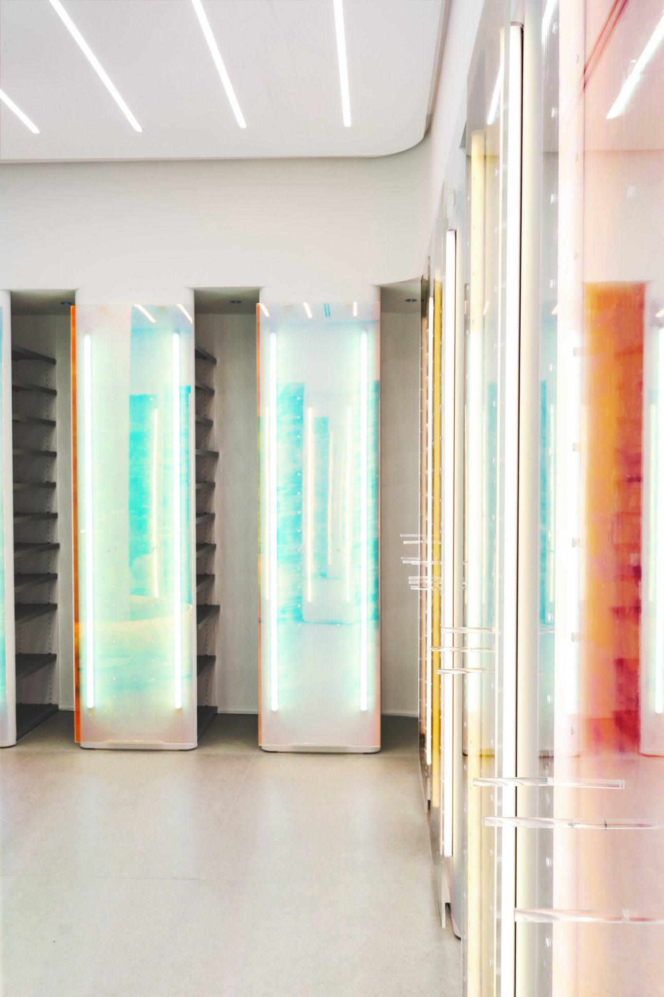 Ulanka “Pit Stop Shopping” by CuldeSac-20