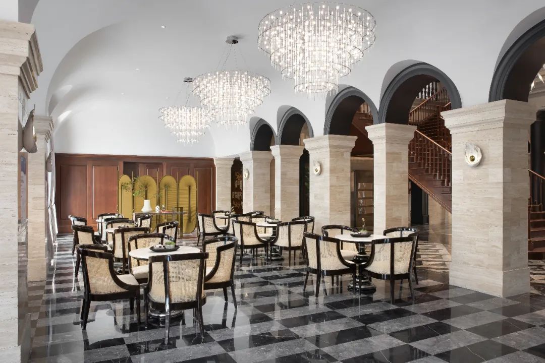 烟台万科御龙山悦莊销售中心——东西方无界的现代美学空间-60