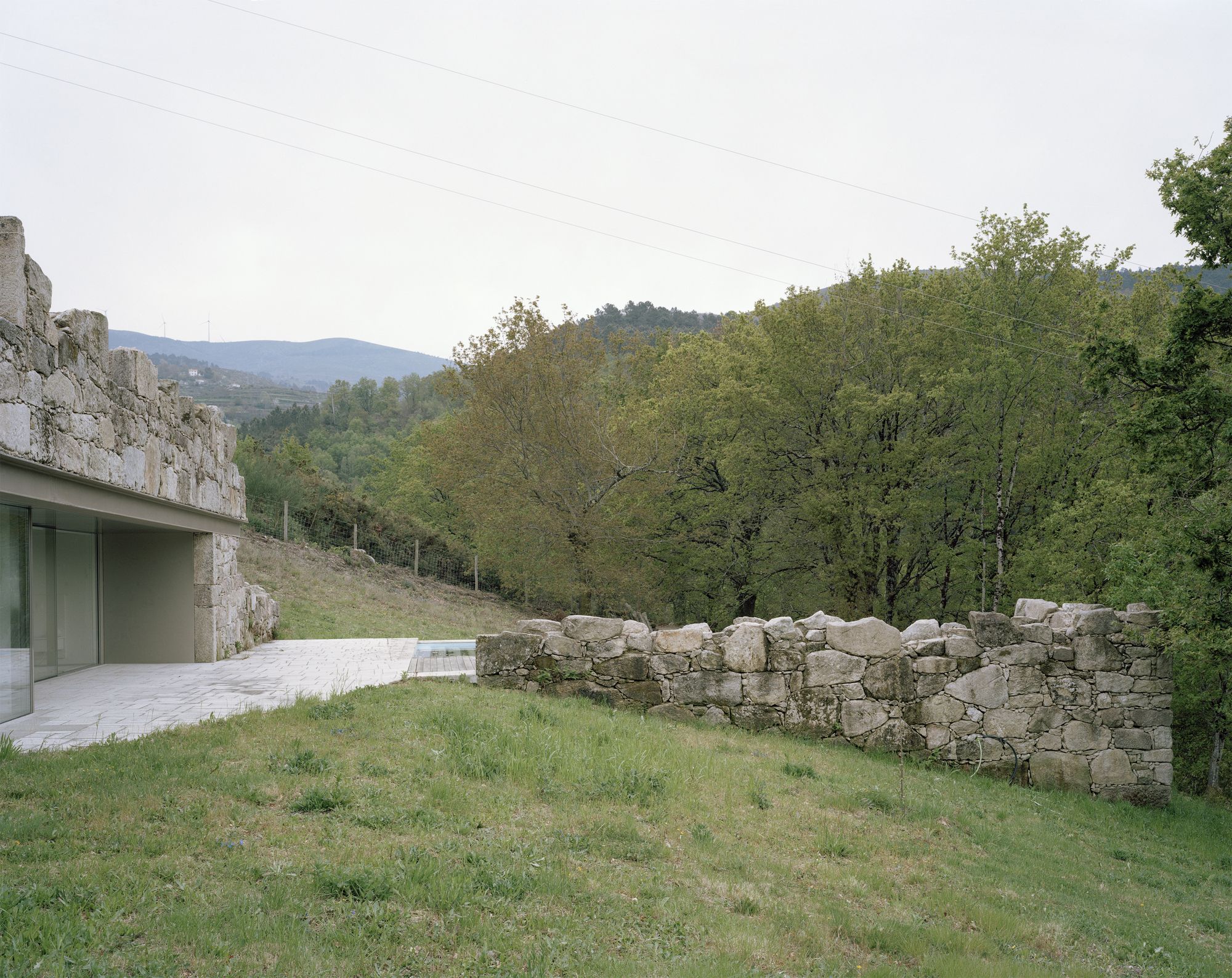 葡萄牙 Melgaço 乡村住宅扩建-21