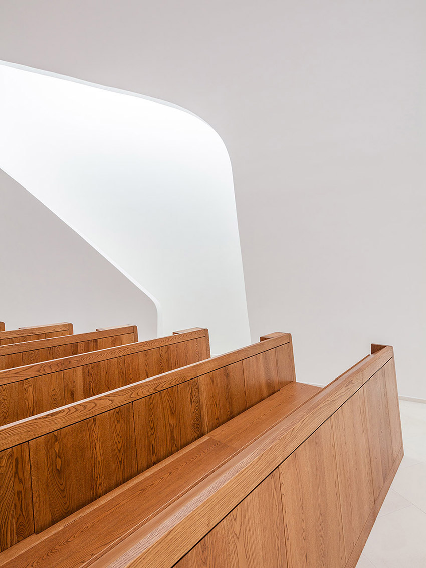 约翰·保罗二世教堂,匈牙利 / Robert Gutowski Architects-34