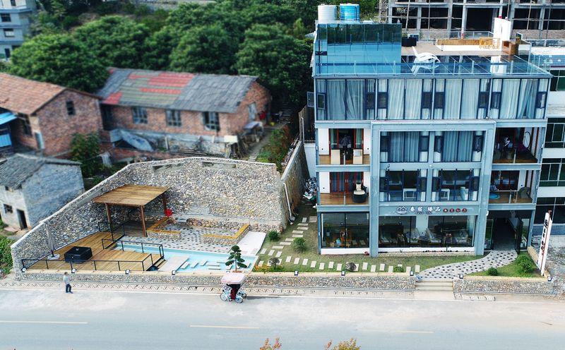 湖南郴州白廊镇“眷宿•臻品”民宿酒店——现代极简与自然美景的完美融合-6