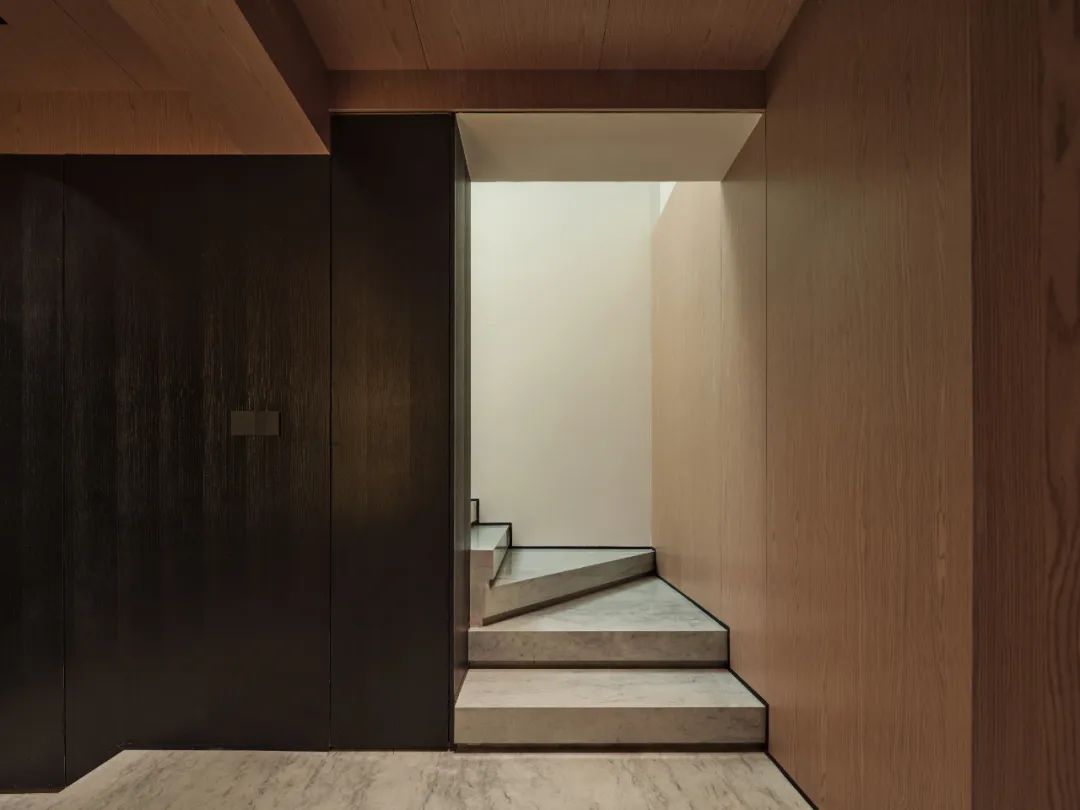 BENSON DESIGN 原创设计丨350㎡自然·静奢之家-23