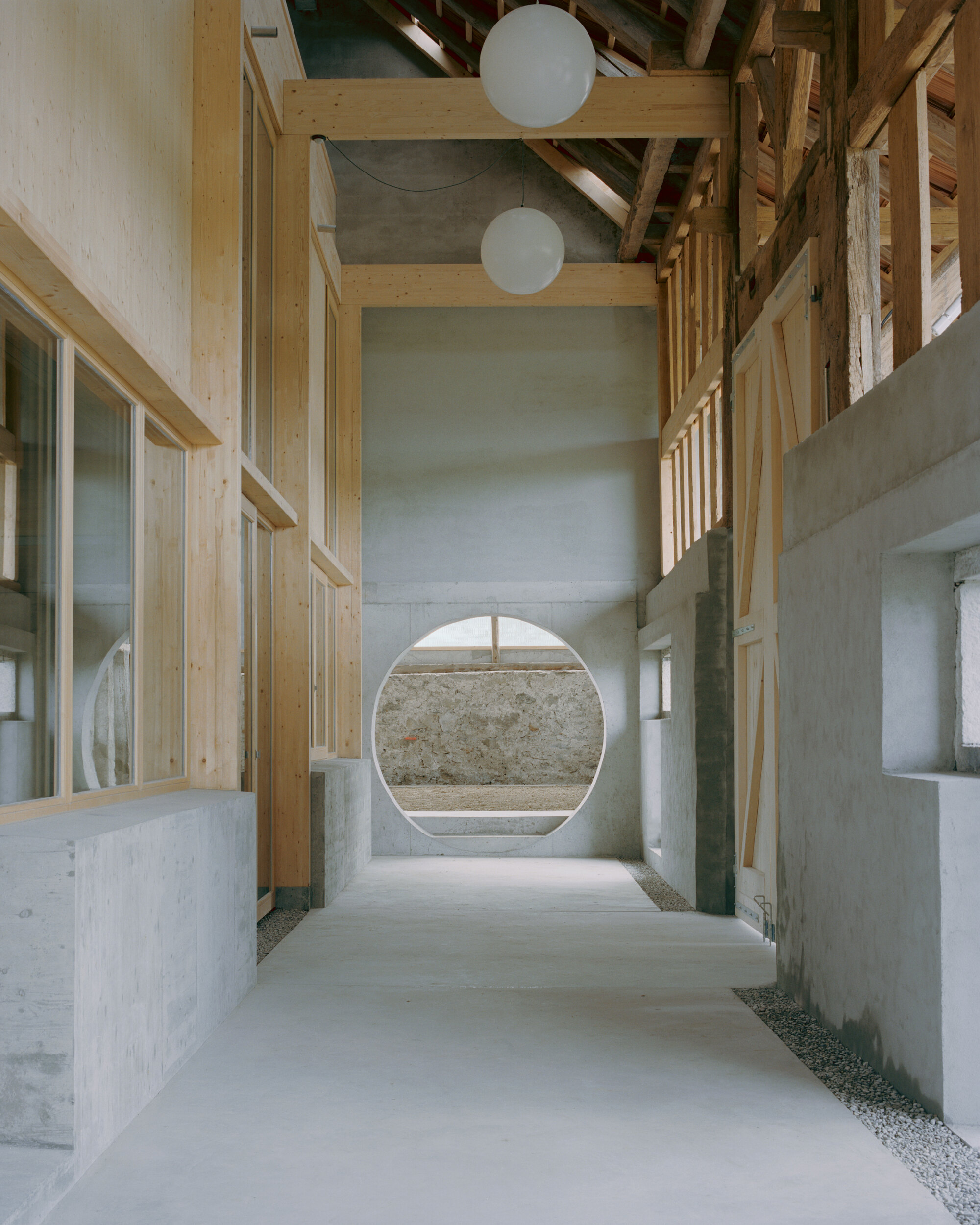 倒置农场丨瑞士丨Bard Yersin Architectes-11