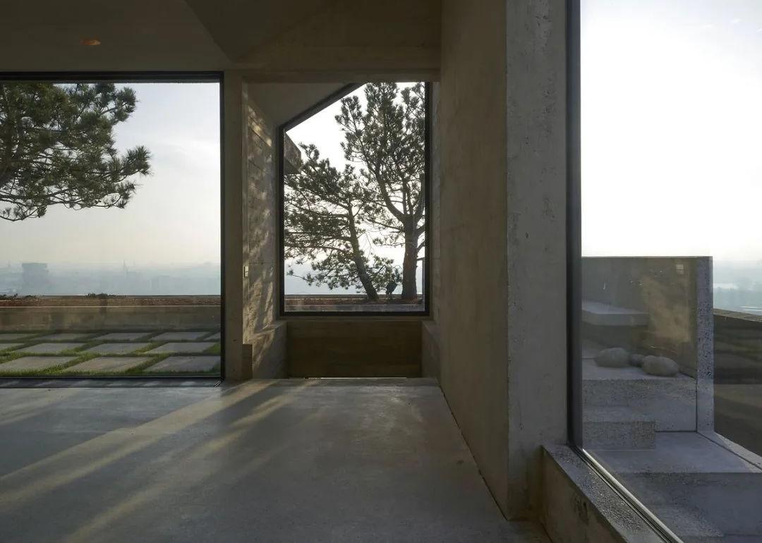 顶层公寓女子丨Glenn Sestig-14