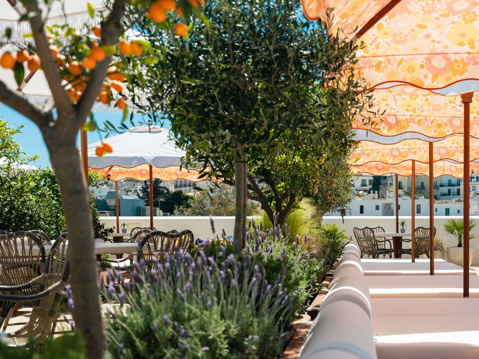 ibiza 岛屿风情,酒店与餐厅的室内设计之旅-34