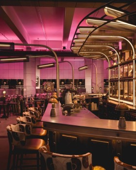 巴特西发电站控制室 B 酒吧丨英国伦敦丨Ellis Design Studio