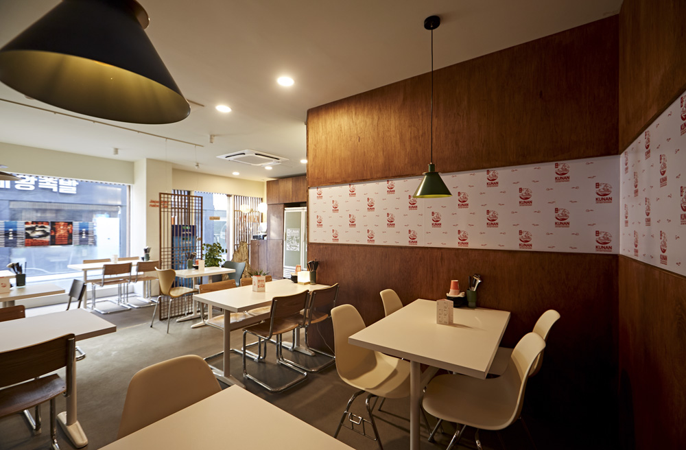 首尔심야식당 쿠난 | 화이트우드 앤틬크打造现代简约餐厅-9