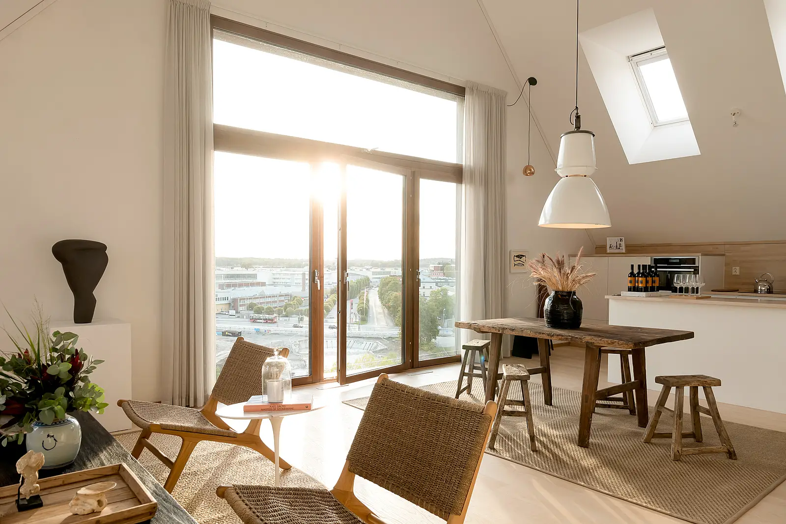 自然风格瑞典顶层复式公寓-1