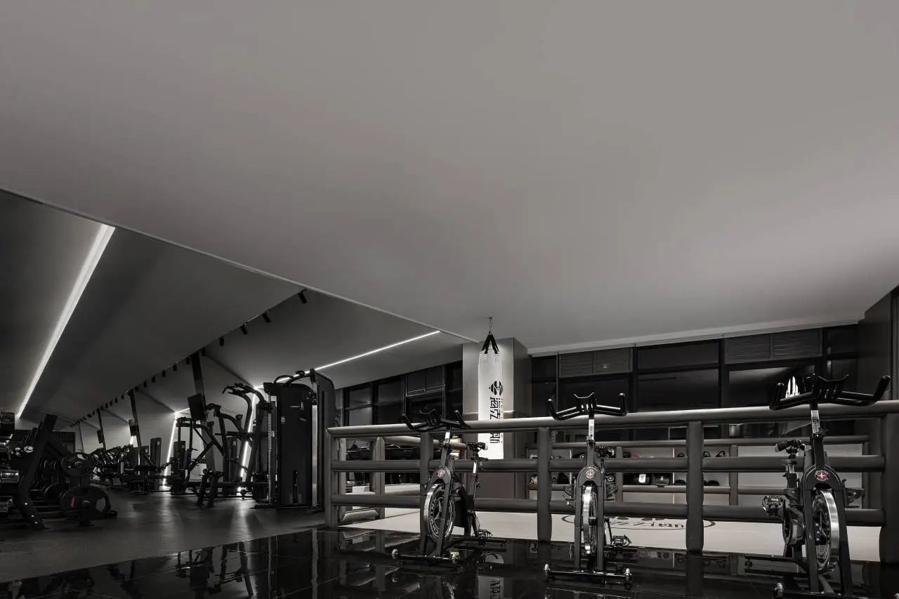 海克力斯·健身俱乐部北城天地店丨中国昆明丨CUN 寸匠FF-22