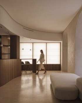 亚历杭德里亚诊所丨西班牙丨ERRE arquitectura