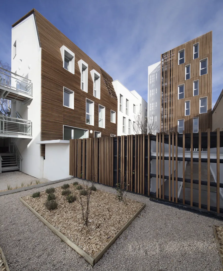 Gabriel Peri 街 16 套社会住房 | 融入城市景观的三级空间设计-19