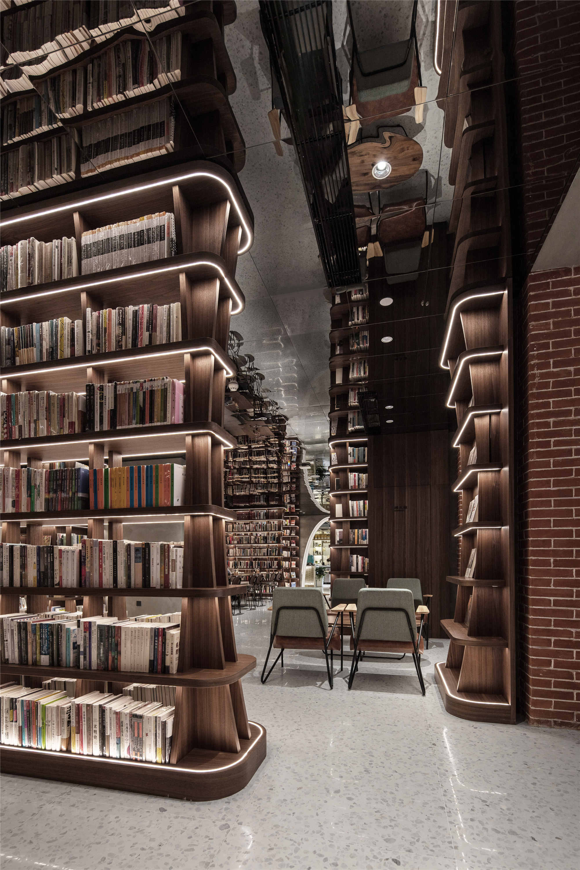华侨城钟书阁图书馆丨耕文设计-8
