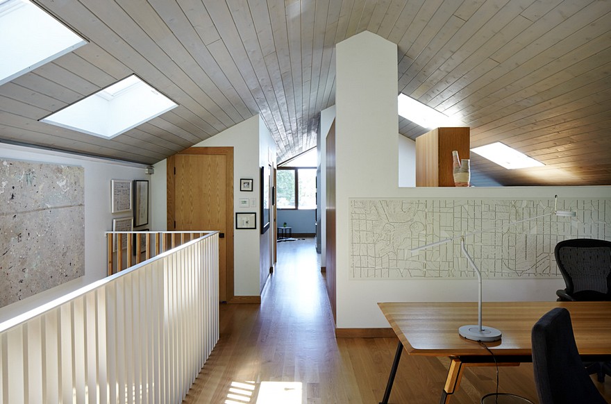 Show House is a Contemporary Take on a Traditional Building Form-23