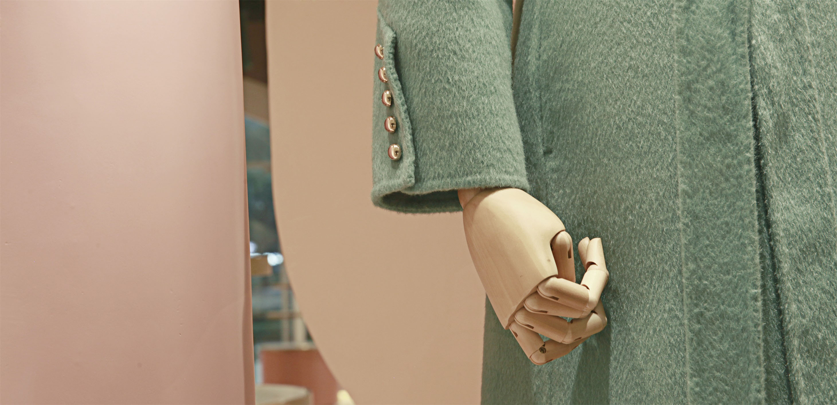 无非设计(深圳)丨非设计丨服装店丨Ttsp·X 女装品牌形象店-10