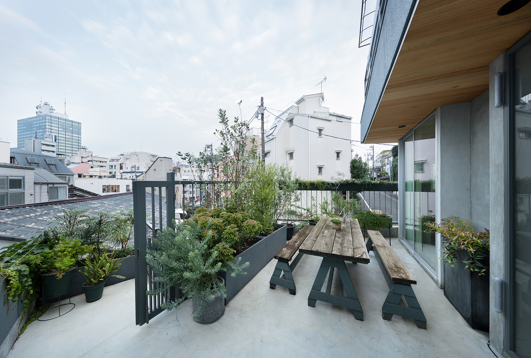 神山町两用建筑，东京 / Puddle + moyadesign-21