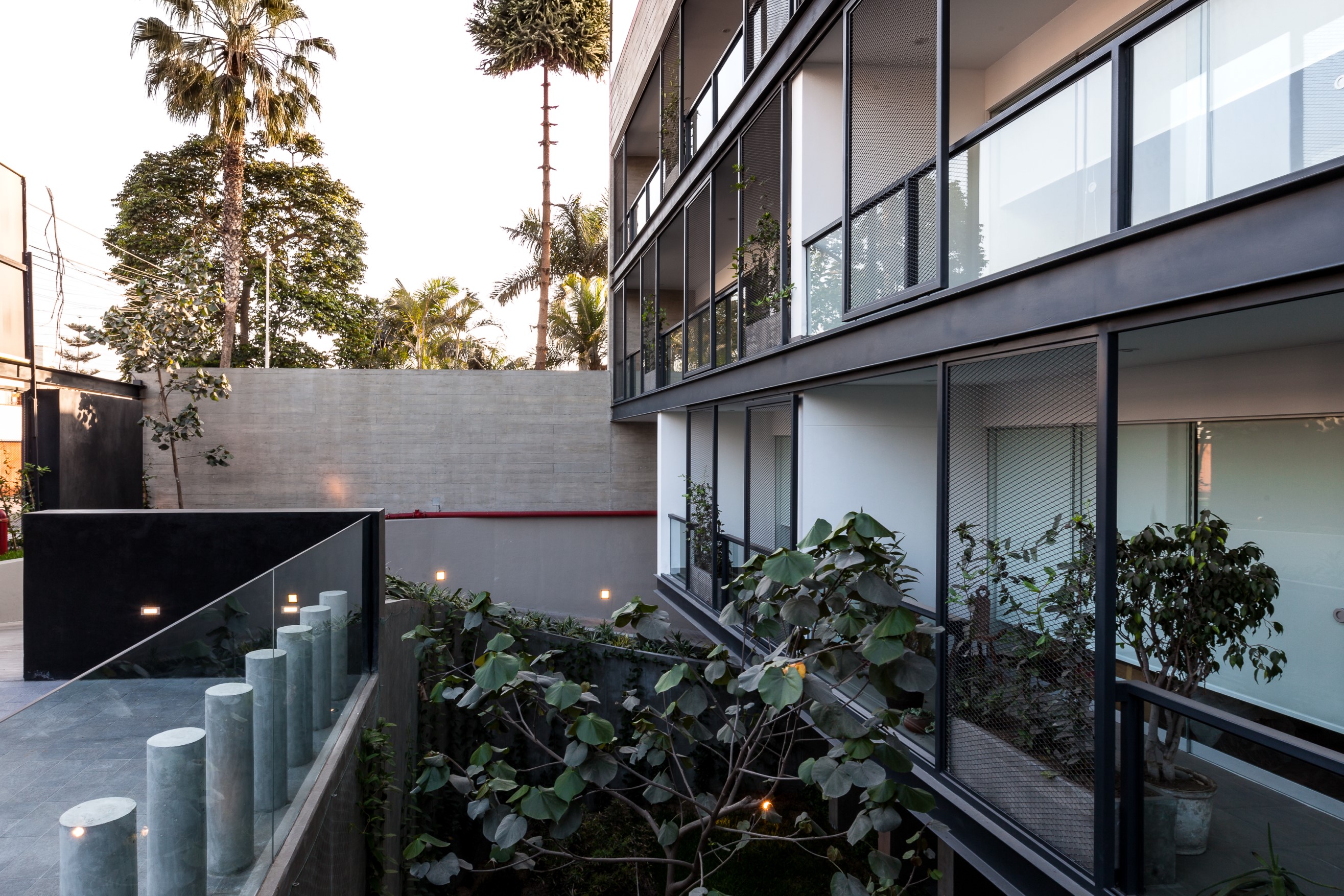 拉奎斯塔 | 内街设计打造全景视野住宅-8