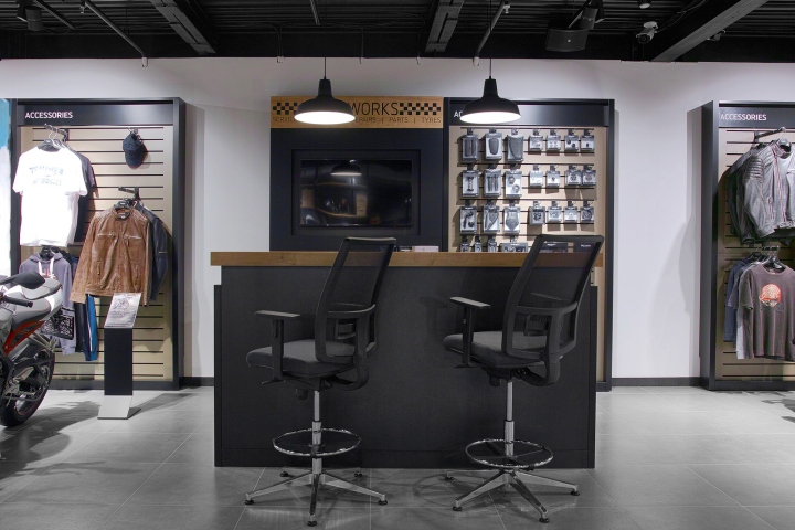 莫斯科 Triumph 摩托车店——动感与舒适的完美结合-25