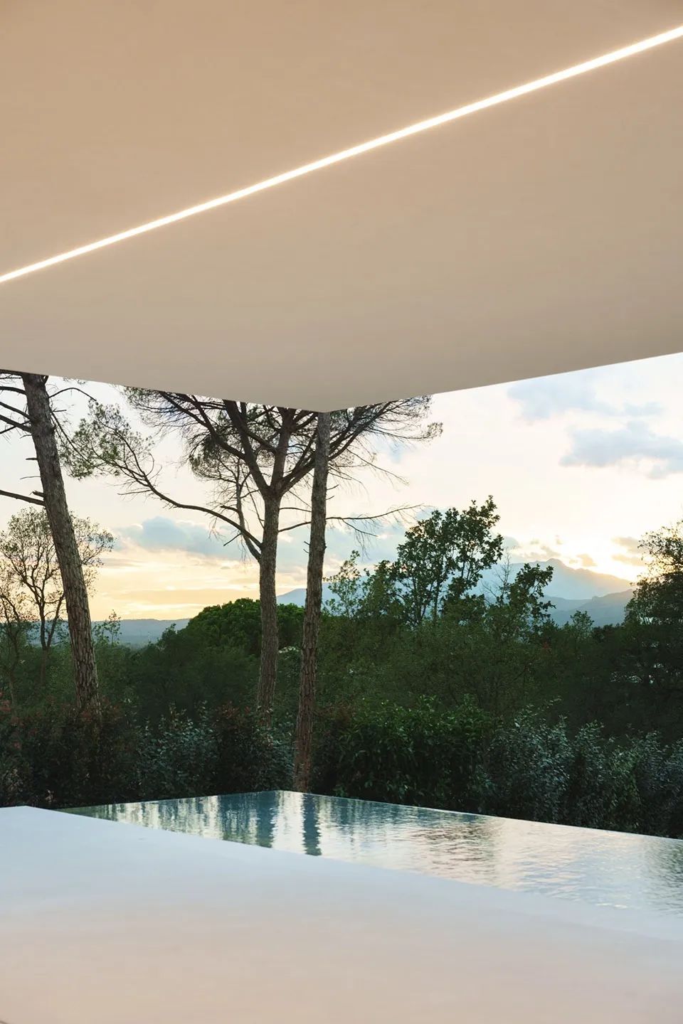 Camiral住宅：由环境雕塑而成的形态-94