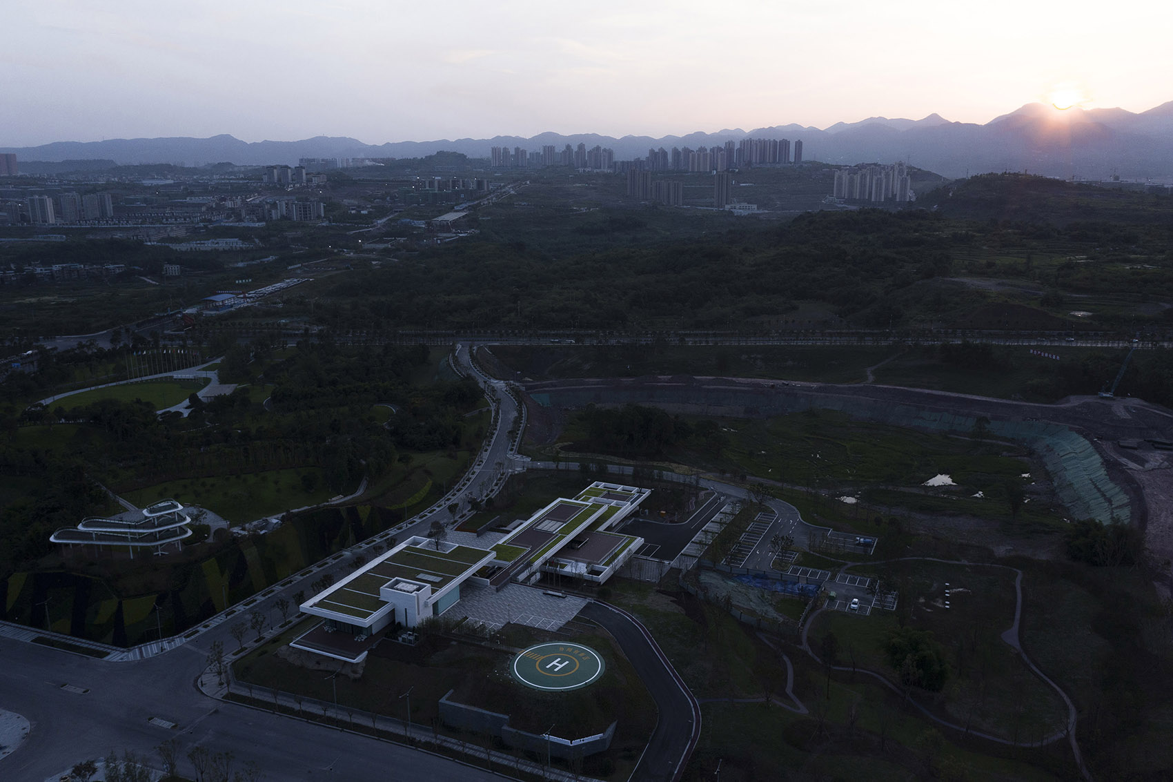 重庆两江协同创新区创新∑空间丨中国重庆丨上海都设营造建筑设计事务所有限公司-13