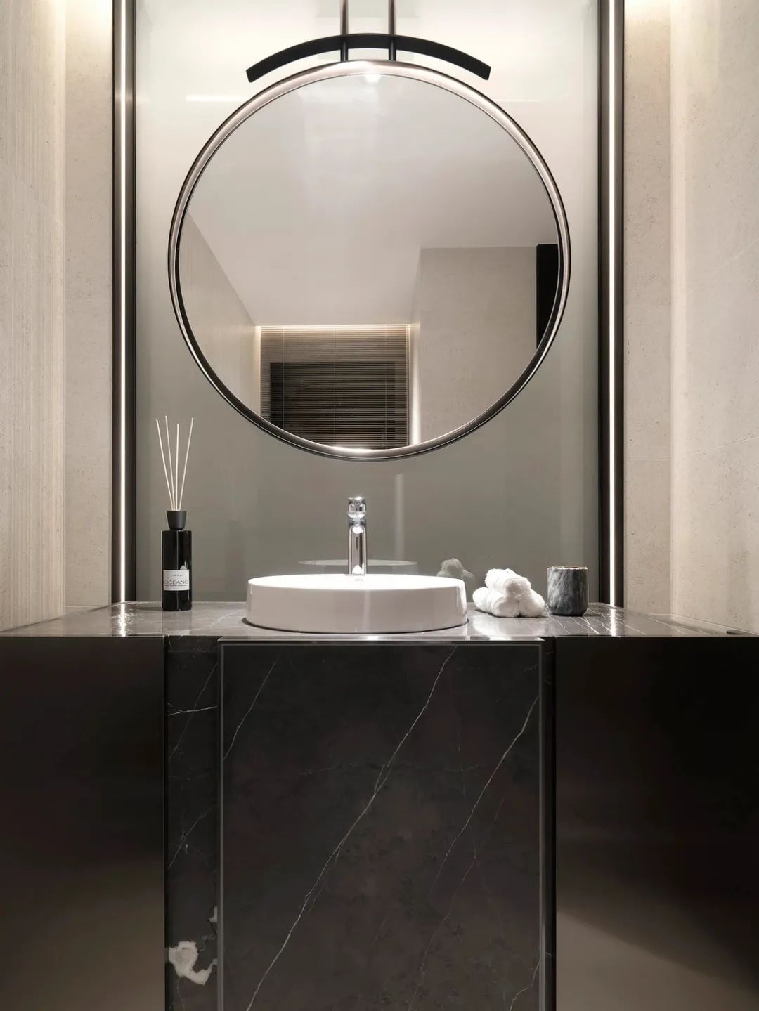 胡桃木+高级灰，纯粹而艺术的现代空间-57