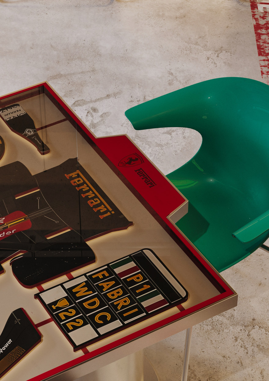 发动机(这里IL是意大利语定冠词,MOTORRE是发动机的意大利语拼写 ) 丨俄罗斯莫斯科-12