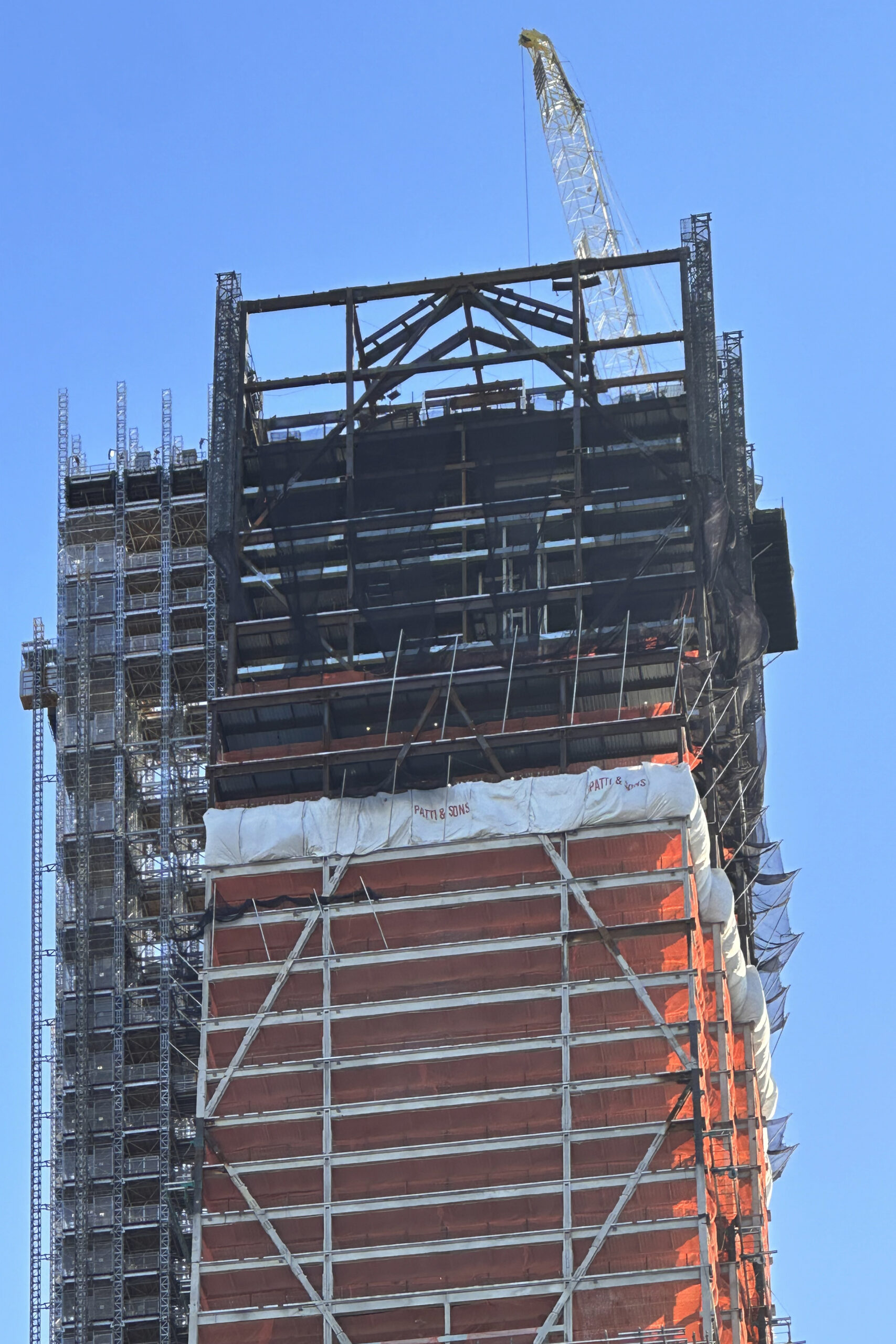 JPMorgan Chase's Supertall Nears its Pinnacle at 270 Park Avenue in Midtown East, Manhattan - New York YIMBY-11