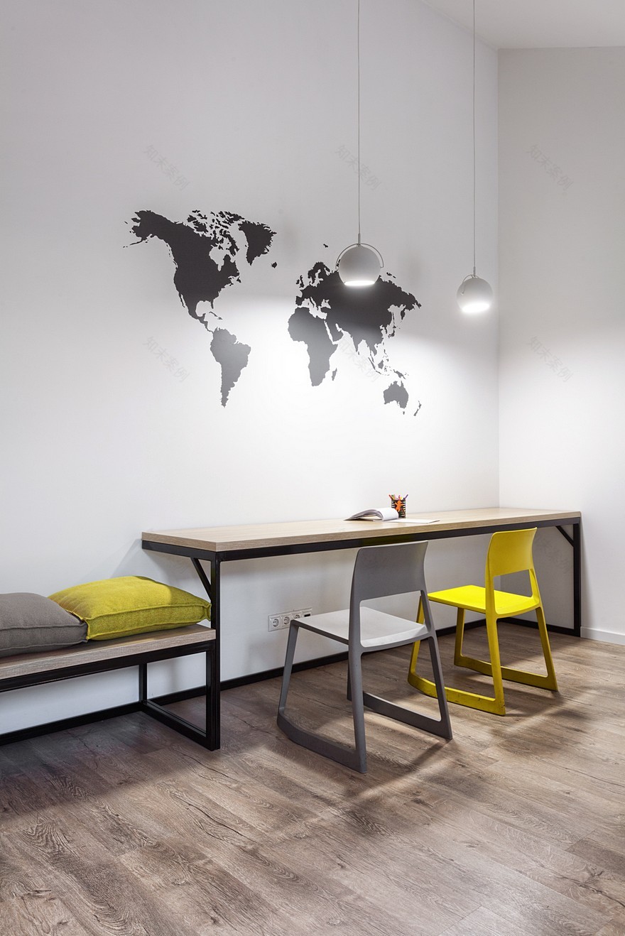 Two-Level Apartments near Kiev / Martin Architects-24