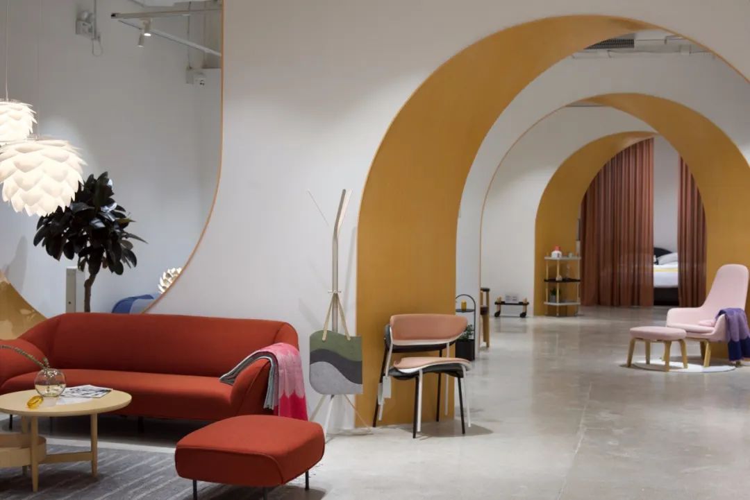 上海万象城“尖叫设计”家具店 | 北欧风情的白色拱门空间-9