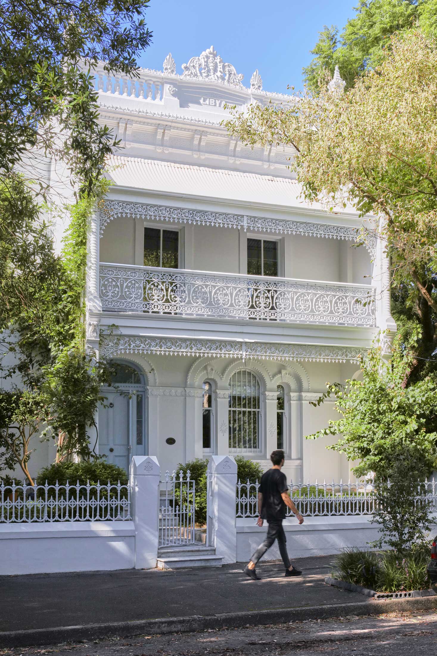 混凝土与绿意的和谐共舞 · Grove House丨澳大利亚悉尼丨Clayton Orszaczky-27