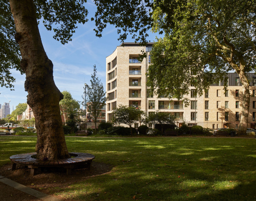 St Leonard’s Court · 混合型社区丨英国伦敦丨Child Graddon Lewis-27