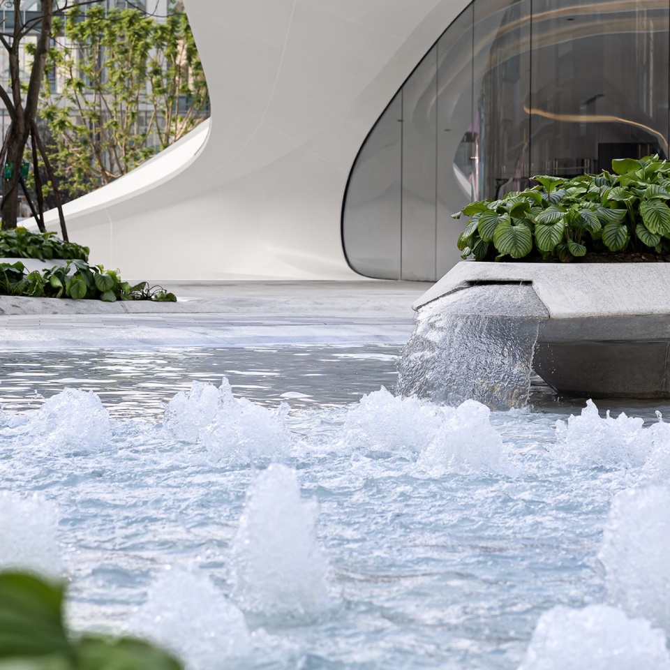 成都万象城公共广场改造设计丨中国成都丨扎哈·哈迪德建筑事务所,FLO景观设计事务所等-95