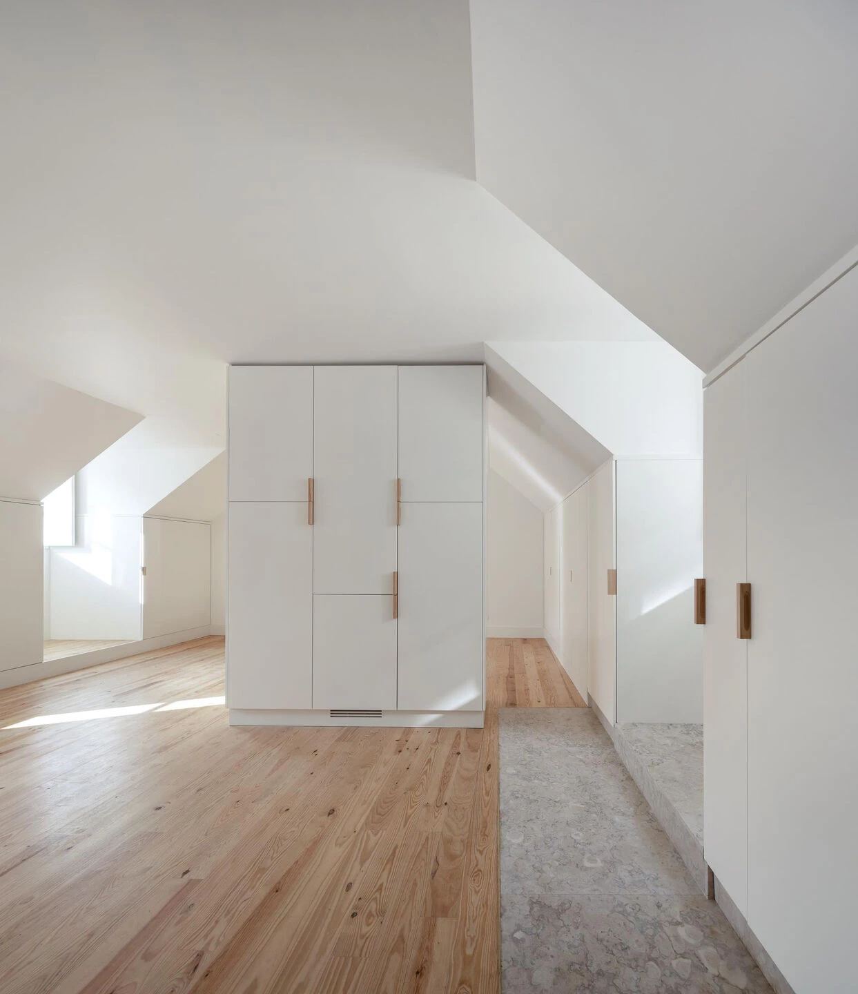 窗户的丨葡萄牙里斯本丨ATELIER CENTRAL Arquitectos-26