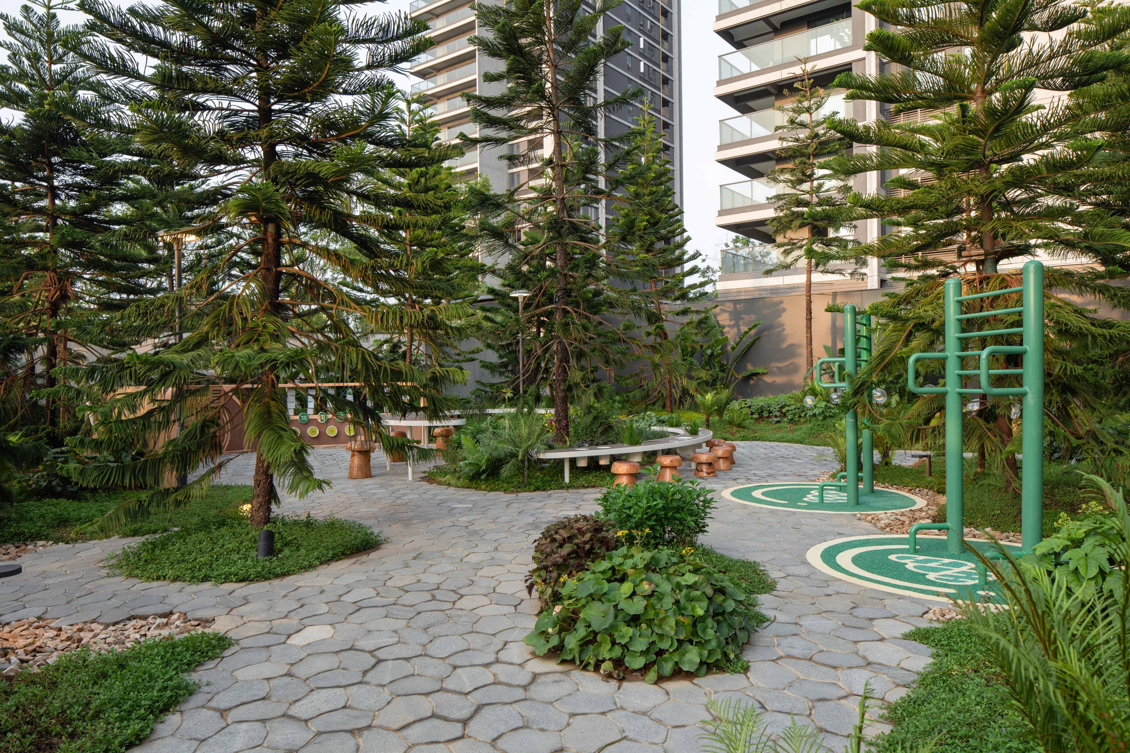 绿城滨江·潮闻东方丨中国江门丨广亩景观-70