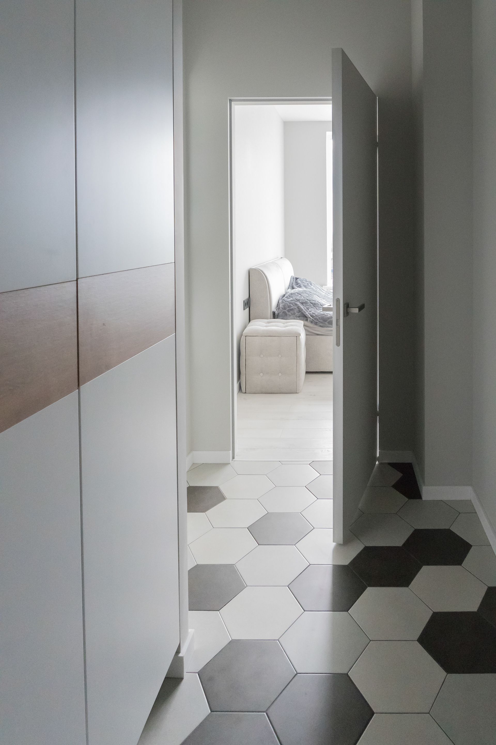 APARTMENT "OMEGA 1": 44 sq.m (Real)-12