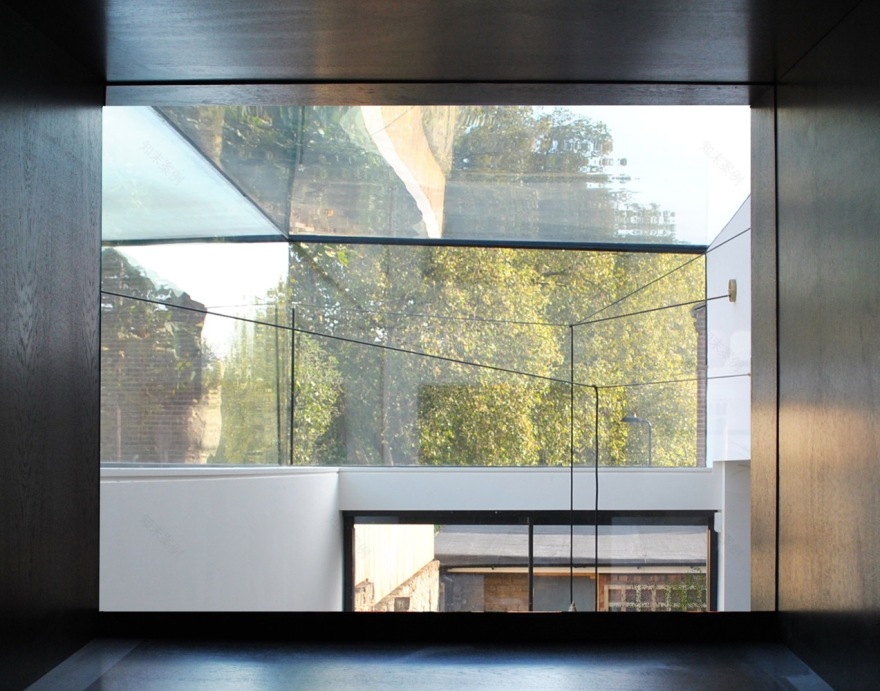 伦敦玻璃盒住宅的室内设计亮点-42