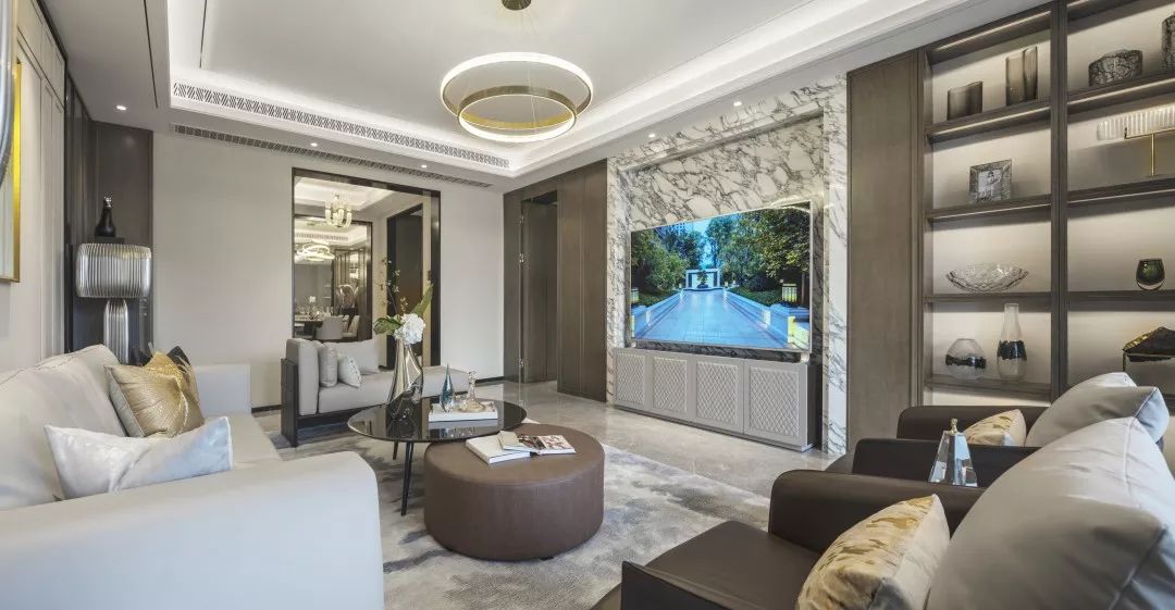 融创外滩壹号院 B2 户型样板房——全球设计与奢华品质的融合-8