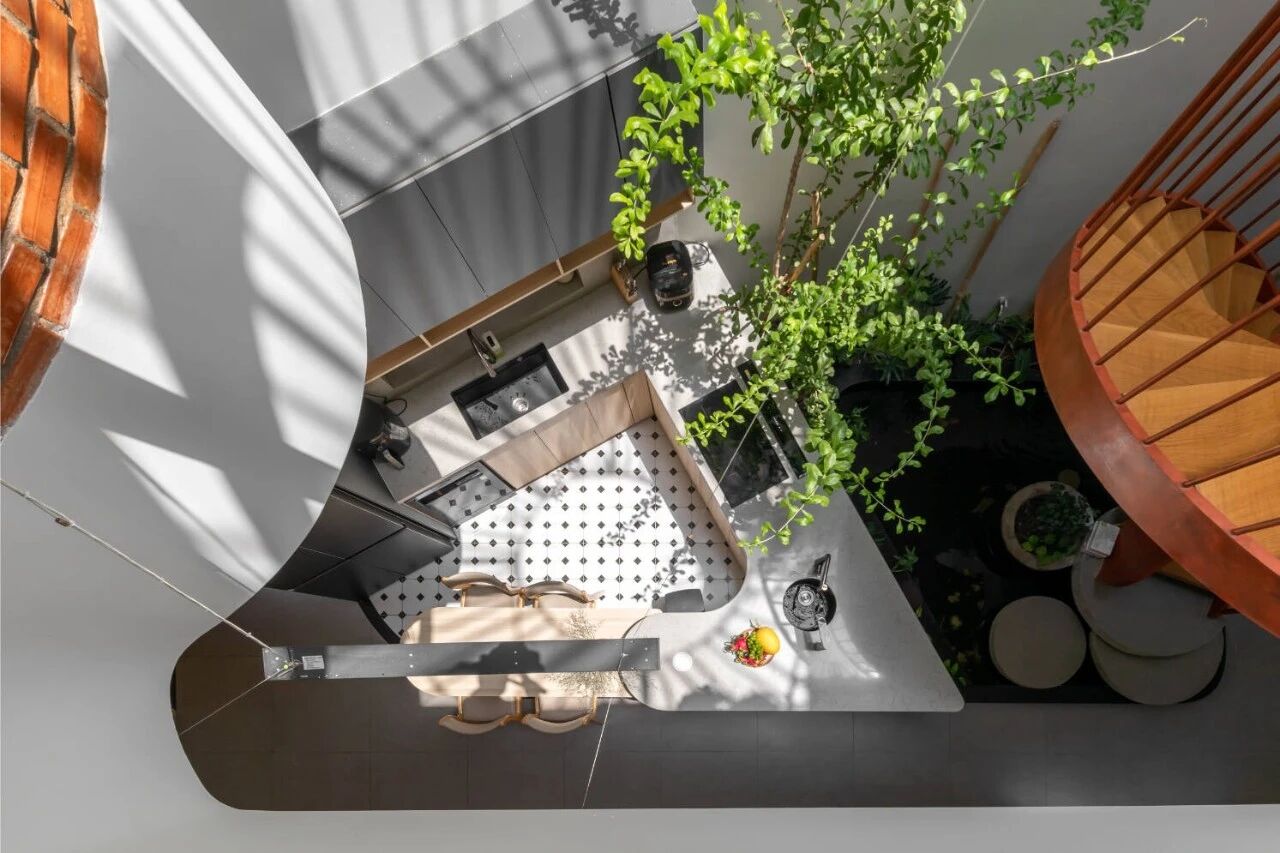 把房子扭成“Z”字，在闹市中心安了个会呼吸的家-13