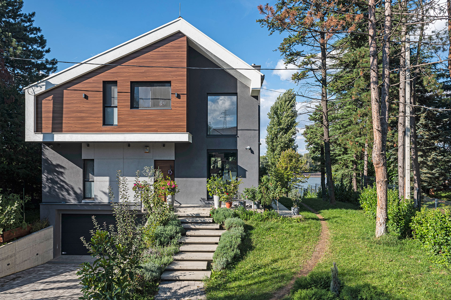 Kuća na Dunavu（多瑙河上的房子）-0