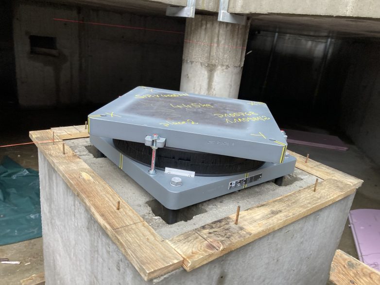 诺维萨德Biosens研究所抗震实验室大楼-23