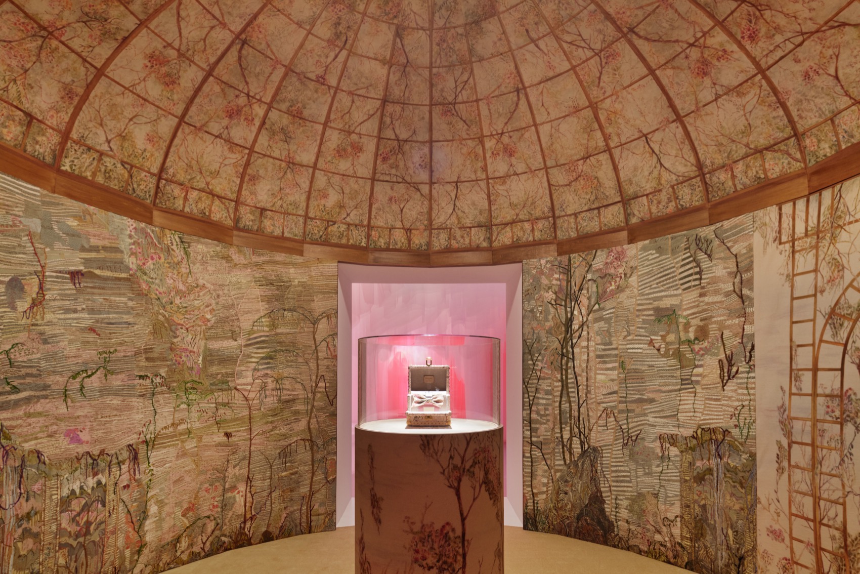 Stories of a Miss展览，日本 / OMA-31