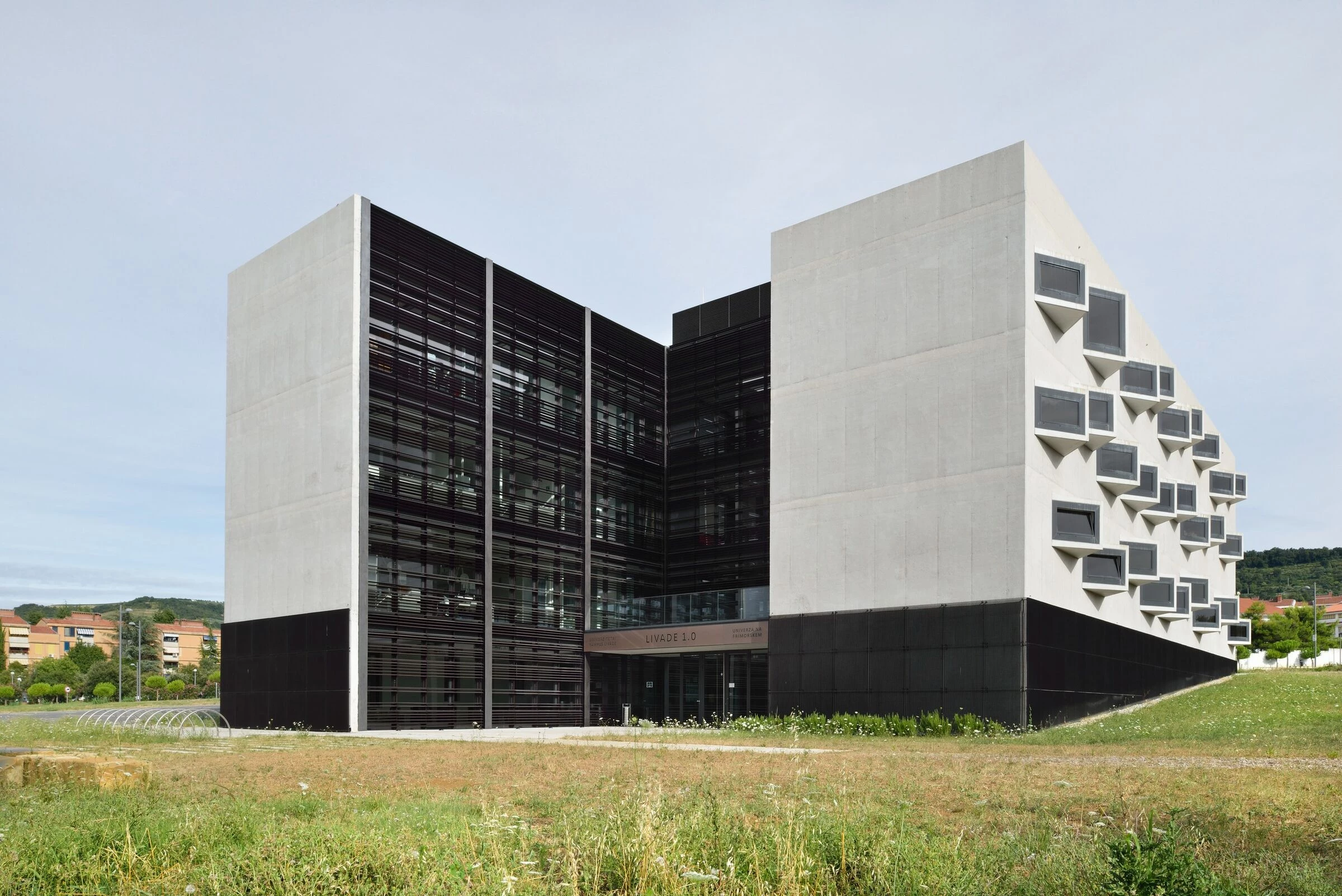 伊佐拉大学校园丨斯洛文尼亚丨Dekleva Gregoric Architects-19