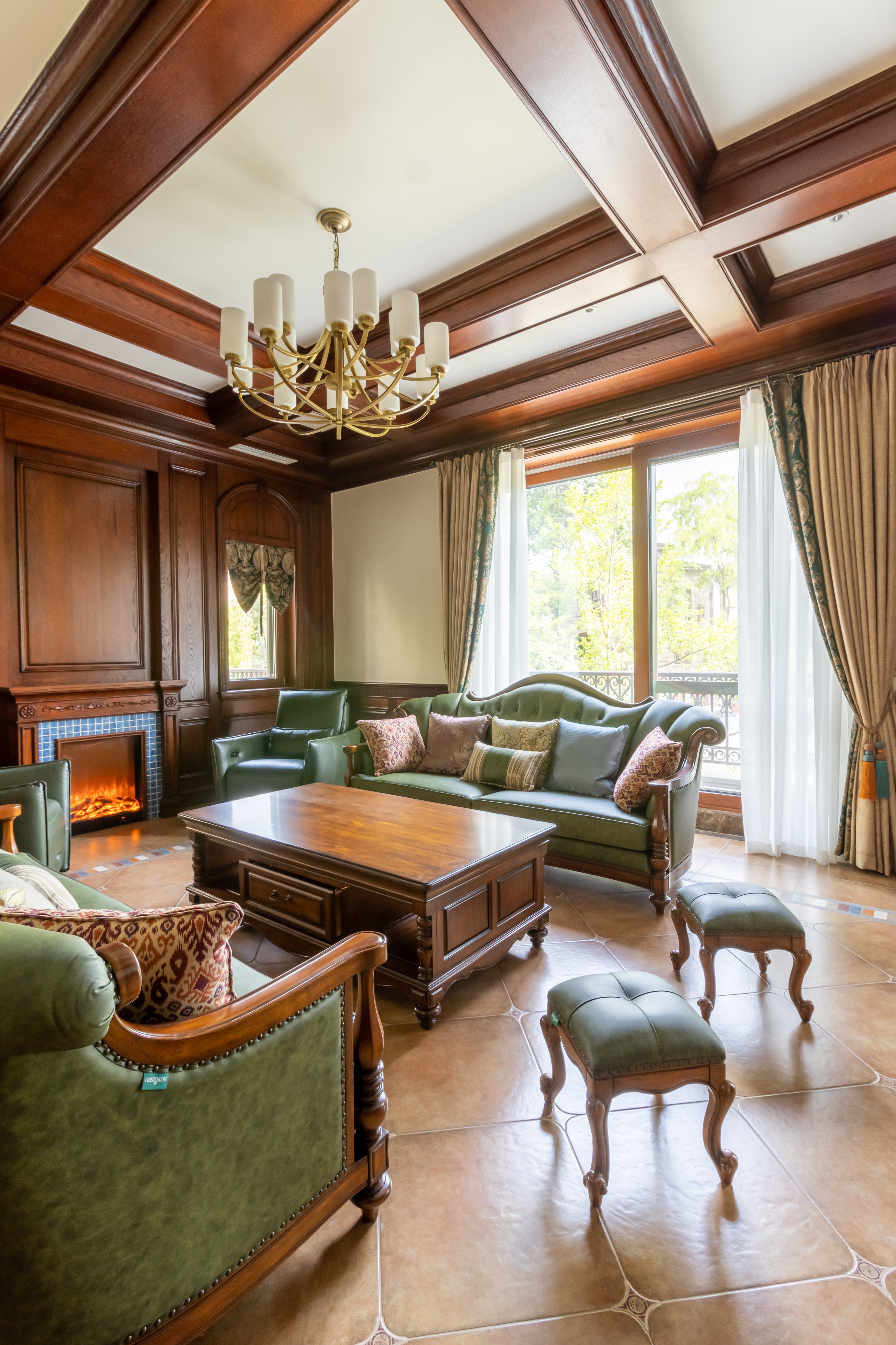 深棕色美式风格别墅大宅-20