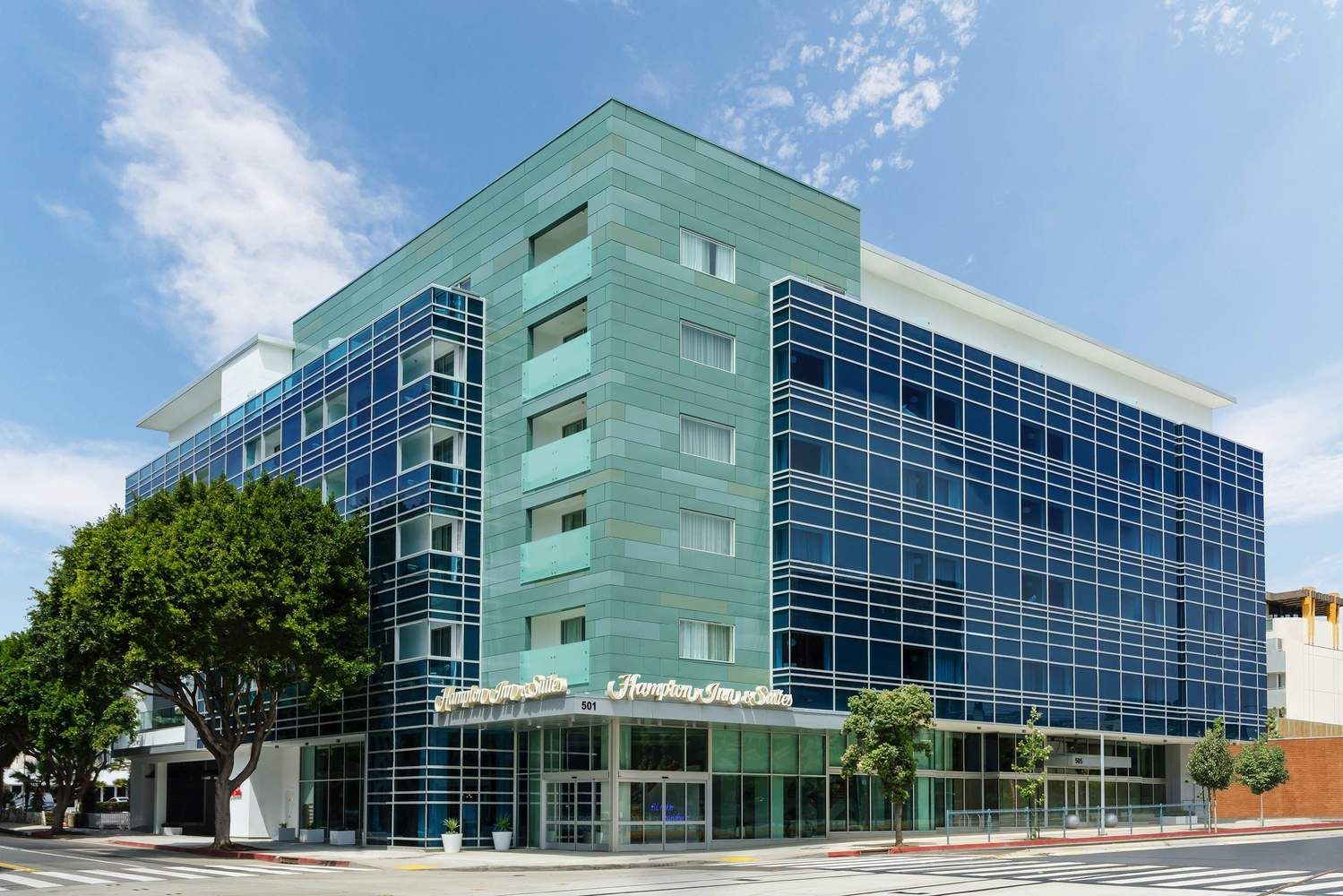 海滨城市酒店设计 | 圣塔莫尼卡市中心的两家酒店-52