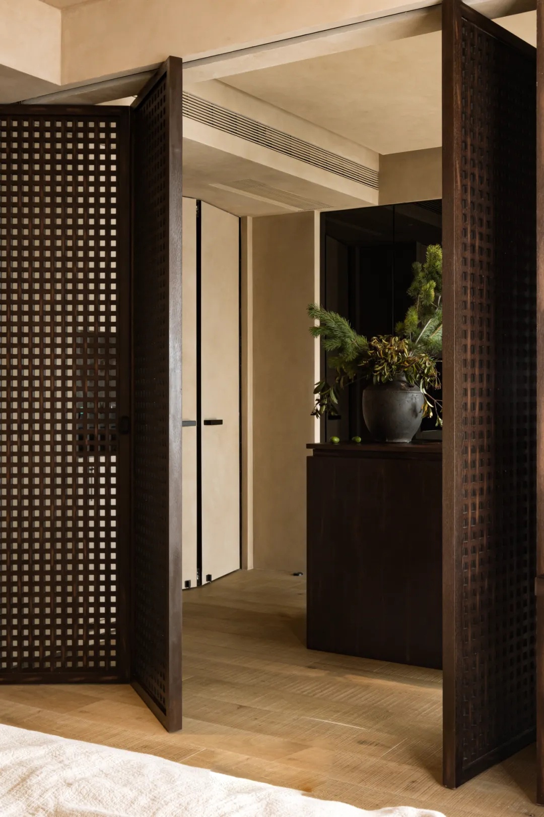 野奢侘境,塑起一人居的生活架构丨中国杭州丨颜青软装-40