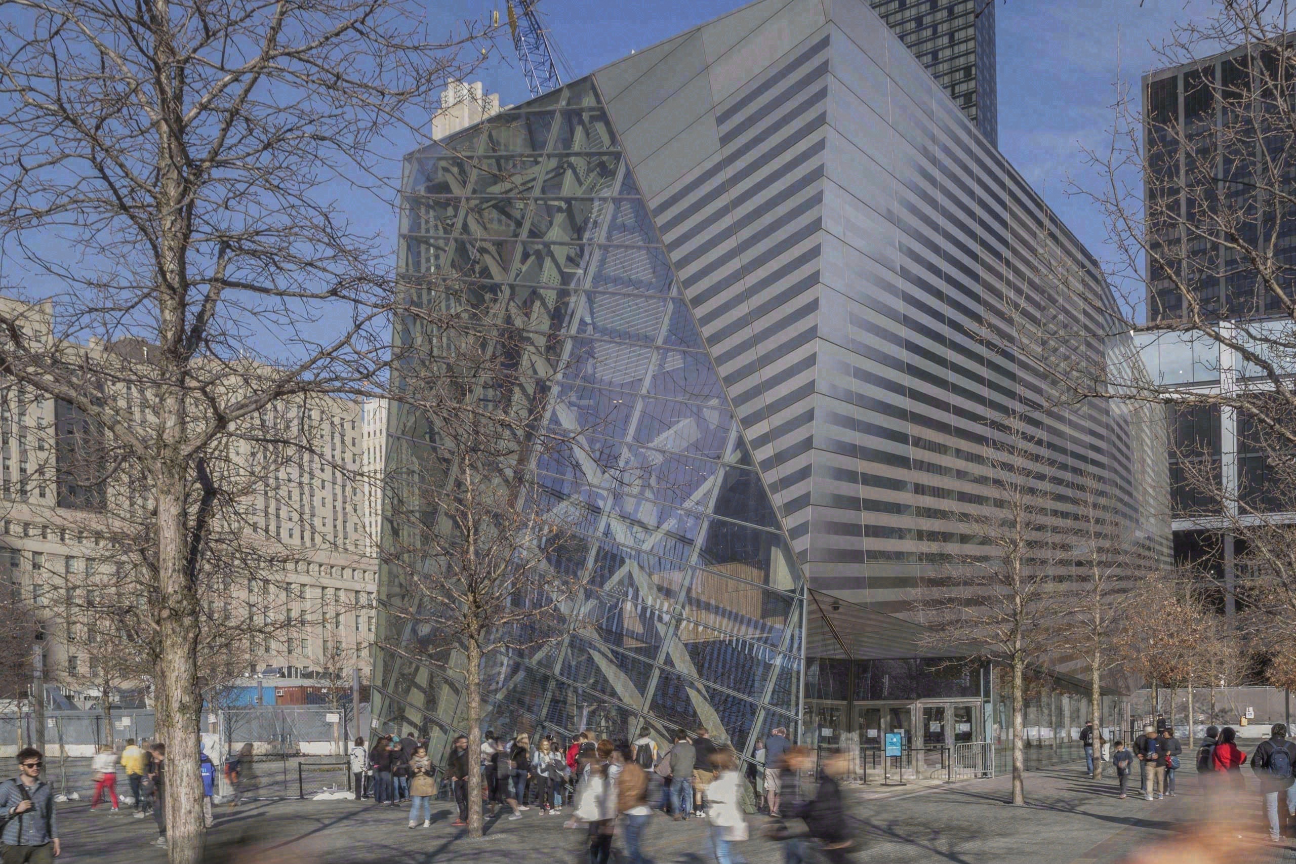 Architectural Innovations & Applications of Stainless Steel-13