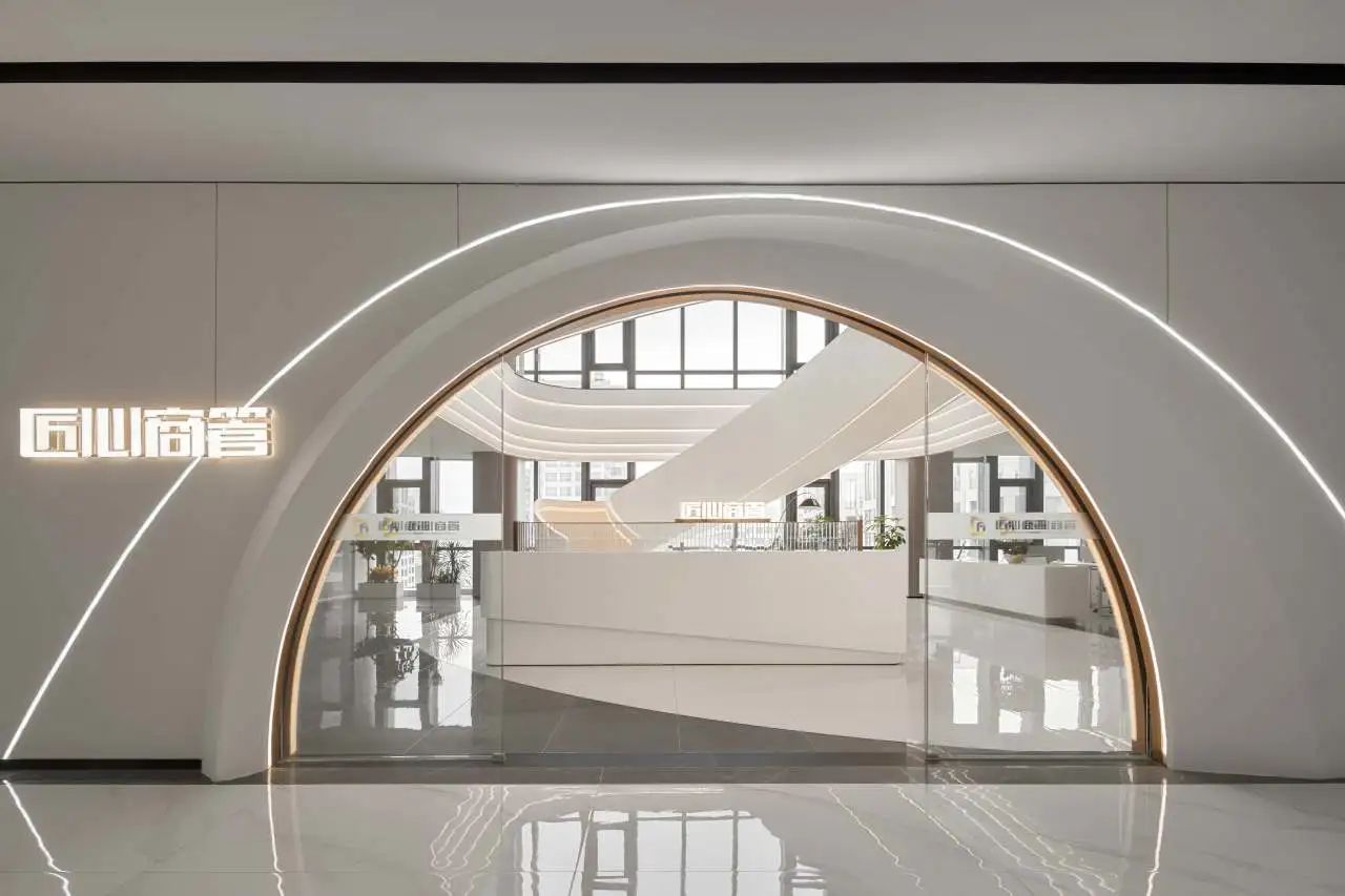 匠心商管办公室丨中国武汉丨亦一（武汉）设计创意有限公司-11