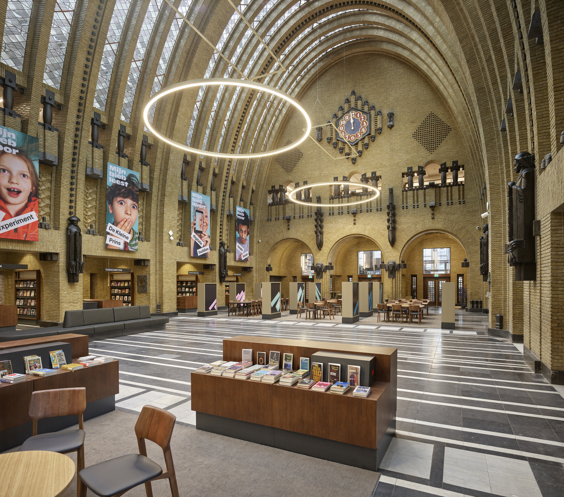 Utrecht Central Library & Post Office · 百年建筑的现代新生-16