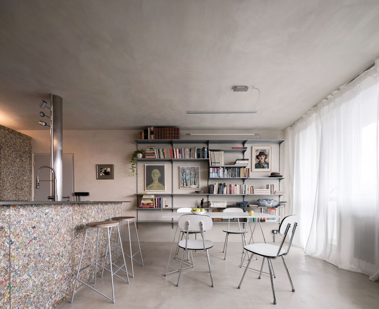 废材打造现代公寓丨意大利布拉-0